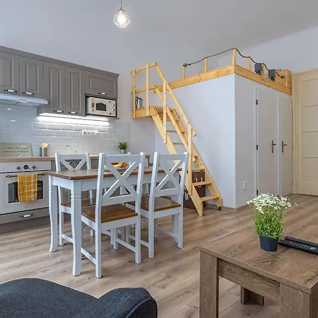 Beata - With Great Location Apartment