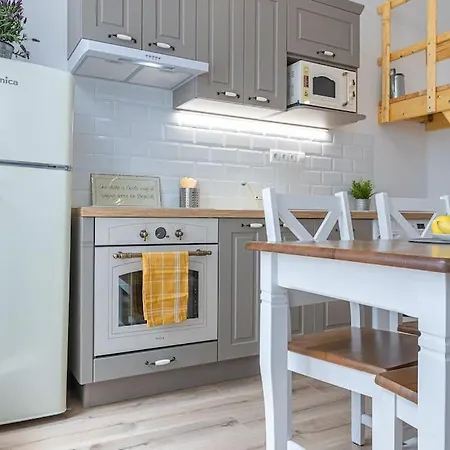 Apartment Beata - With Great Location